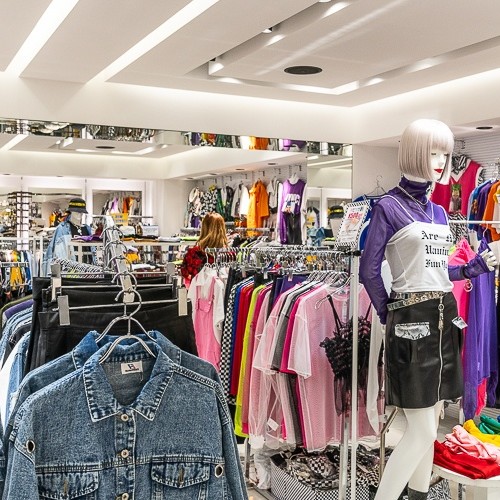 Volcan Aphrodite 心斎橋店 Ayura Co Ltd Volcan Aphrodite 心斎橋店 Ayura Co Ltd